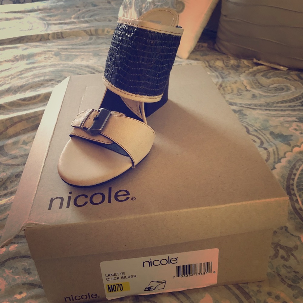Brand new! Nicole Wedge Sandals Size 7